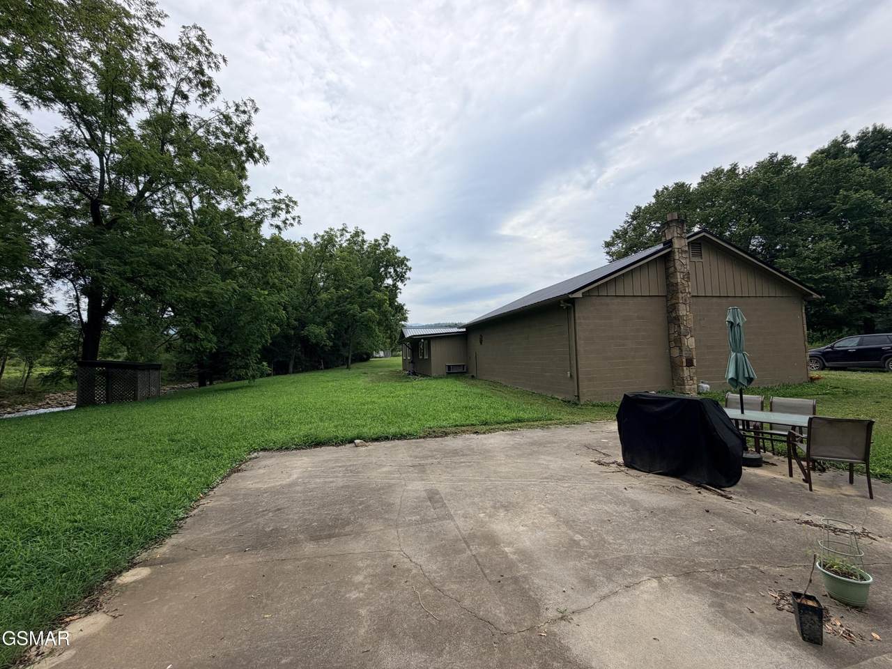 https://bt-photos.global.ssl.fastly.net/nashville/1280_boomver_1_RTC3320271-1.jpg