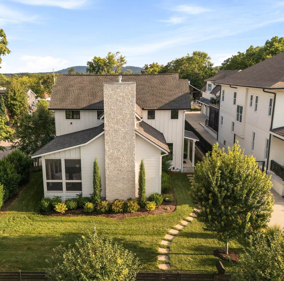 https://bt-photos.global.ssl.fastly.net/nashville/1280_boomver_1_RTC3320380-1.jpg