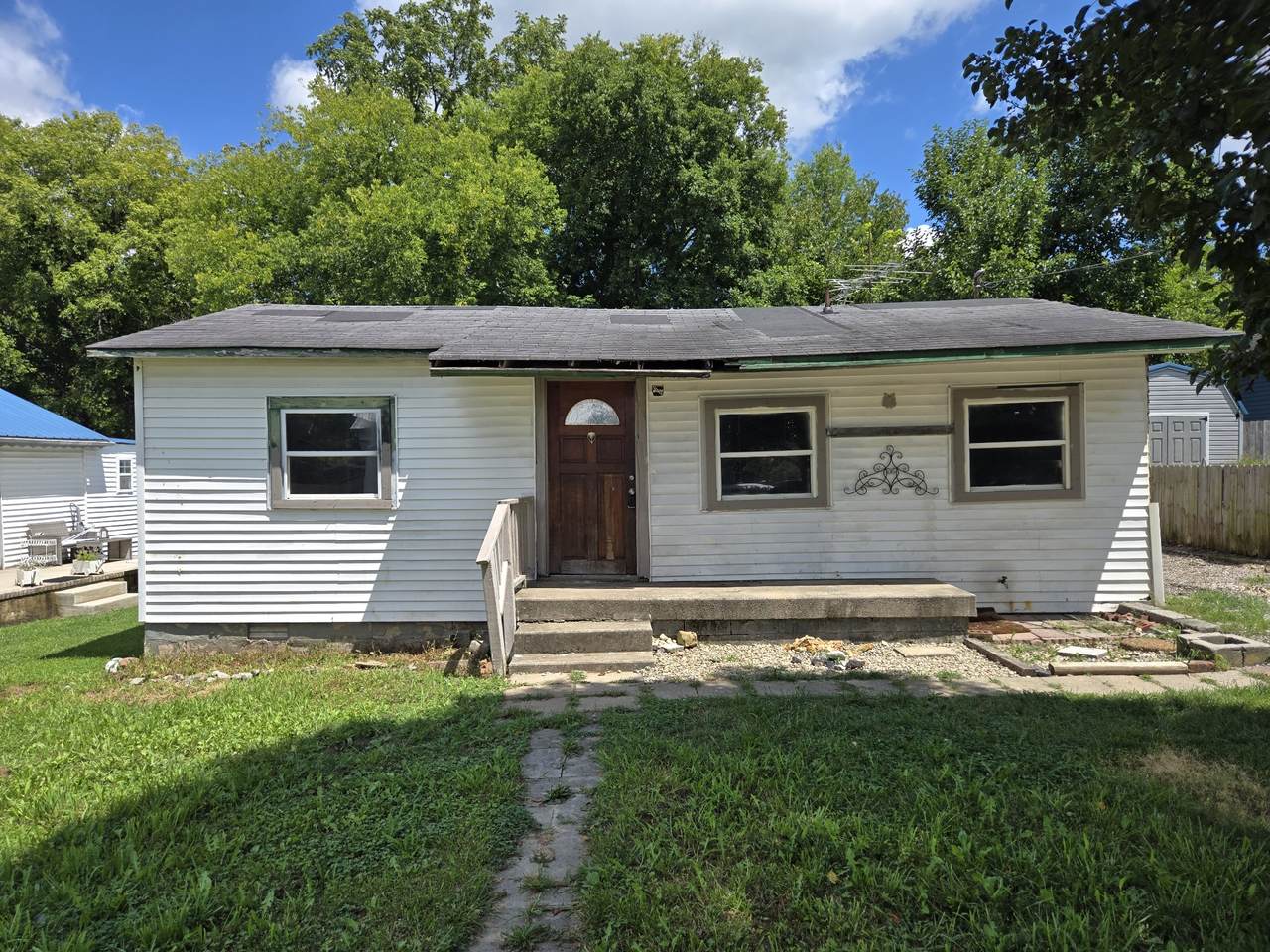 1754 Rose St - Photo 1