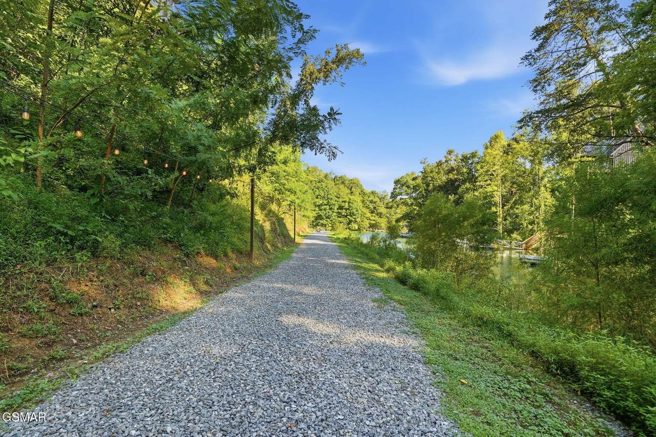 https://bt-photos.global.ssl.fastly.net/nashville/1280_boomver_1_RTC3320650-1.jpg