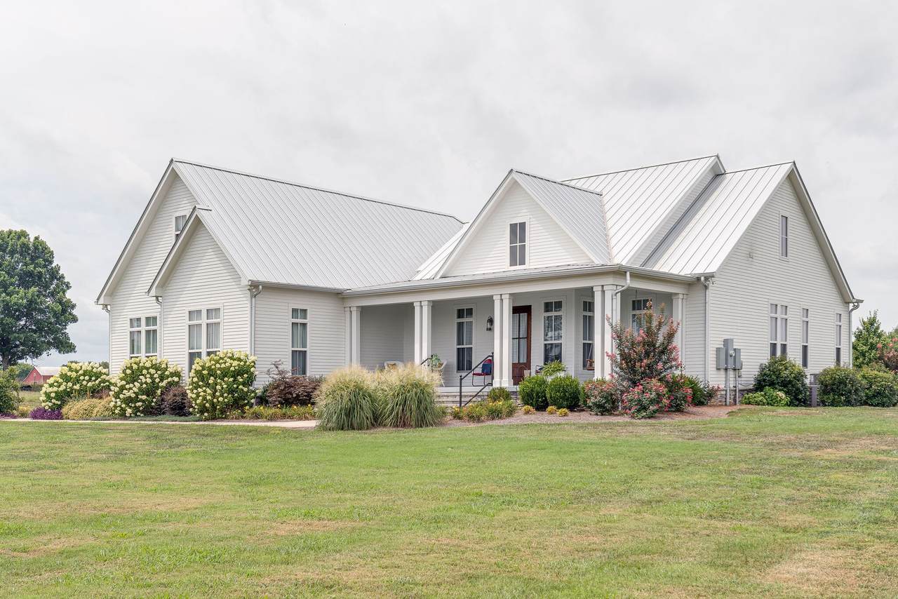 3130 Nashville Hwy - Photo 1
