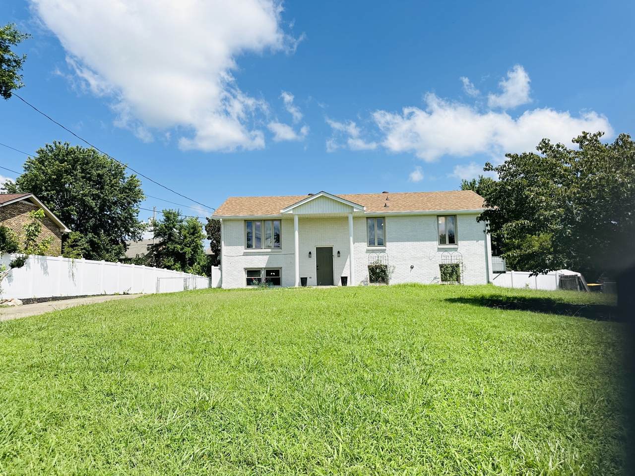 307 Bancroft Dr - Photo 1