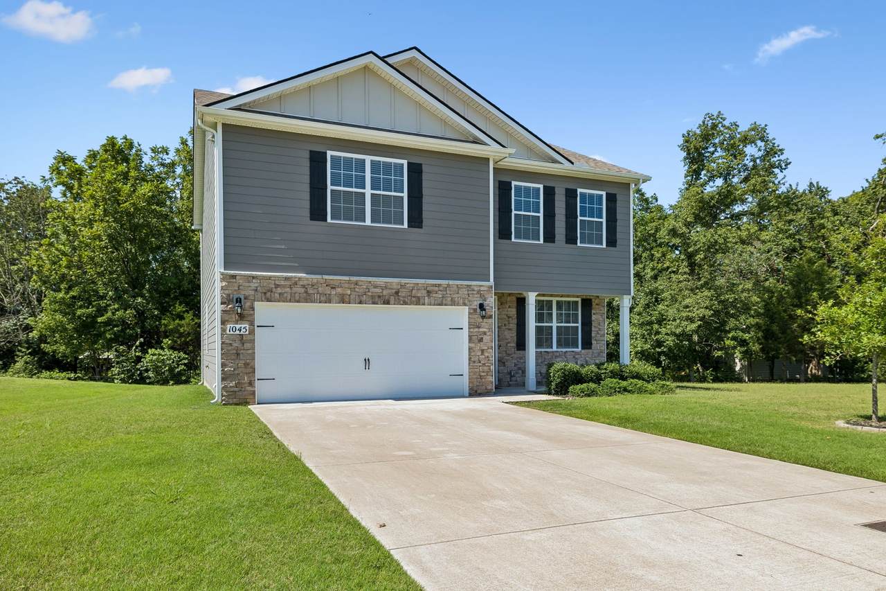 1045 Altavista Ln - Photo 1