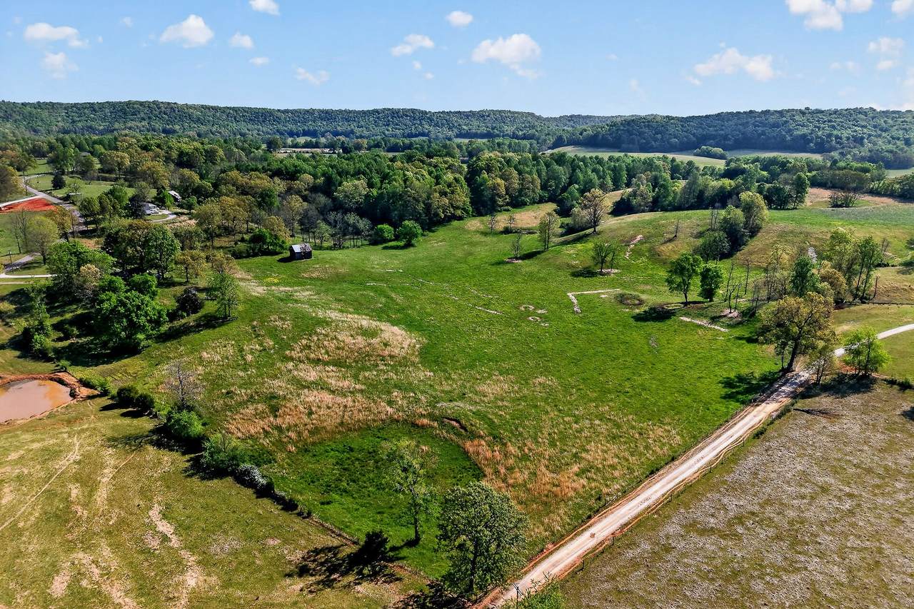 515 Jericho Rd - Photo 1