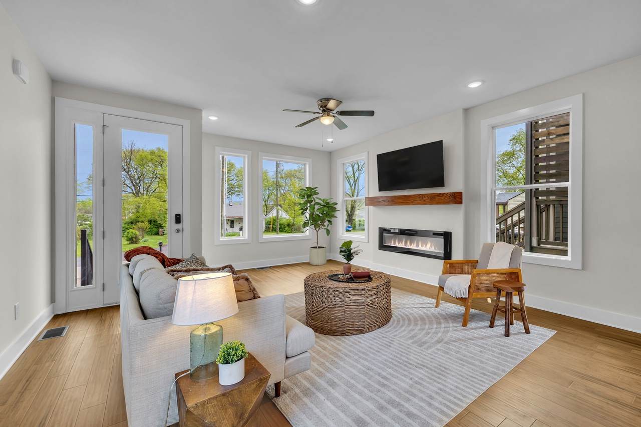 300 Prince Ave - Photo 1