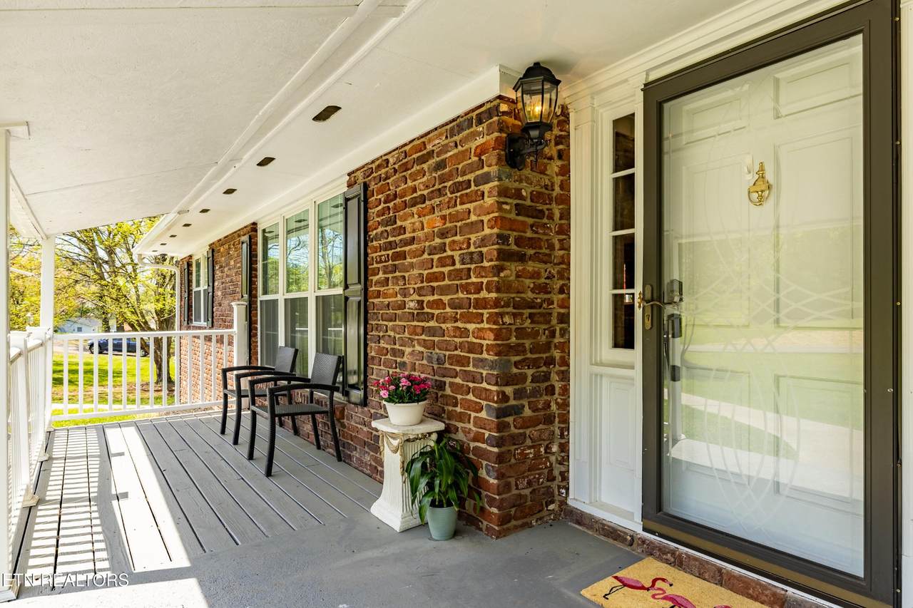 https://bt-photos.global.ssl.fastly.net/nashville/1280_boomver_1_RTC3322507-1.jpg