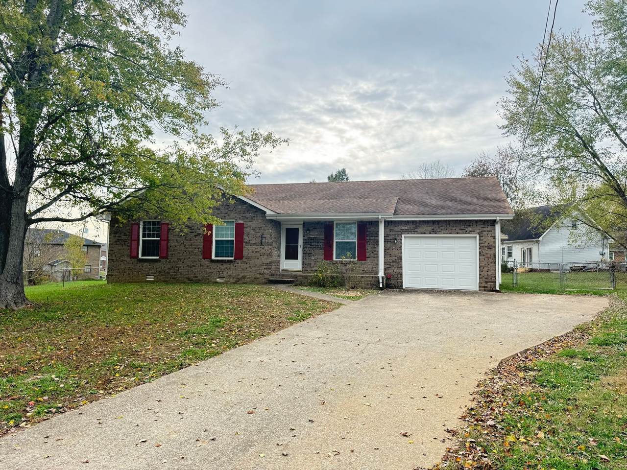 104 Cornelia Ct - Photo 1