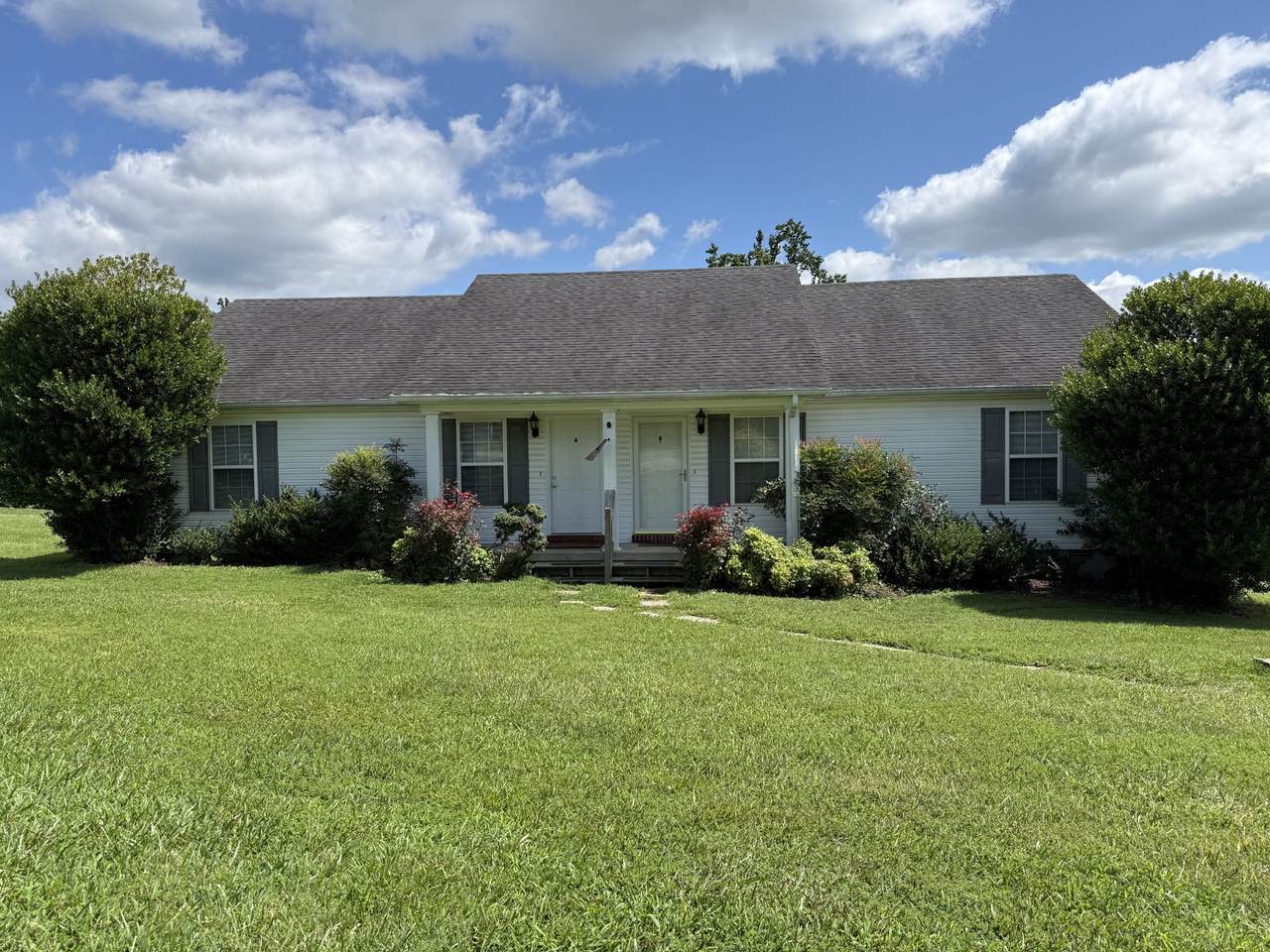 399 E Biggs Rd - Photo 1