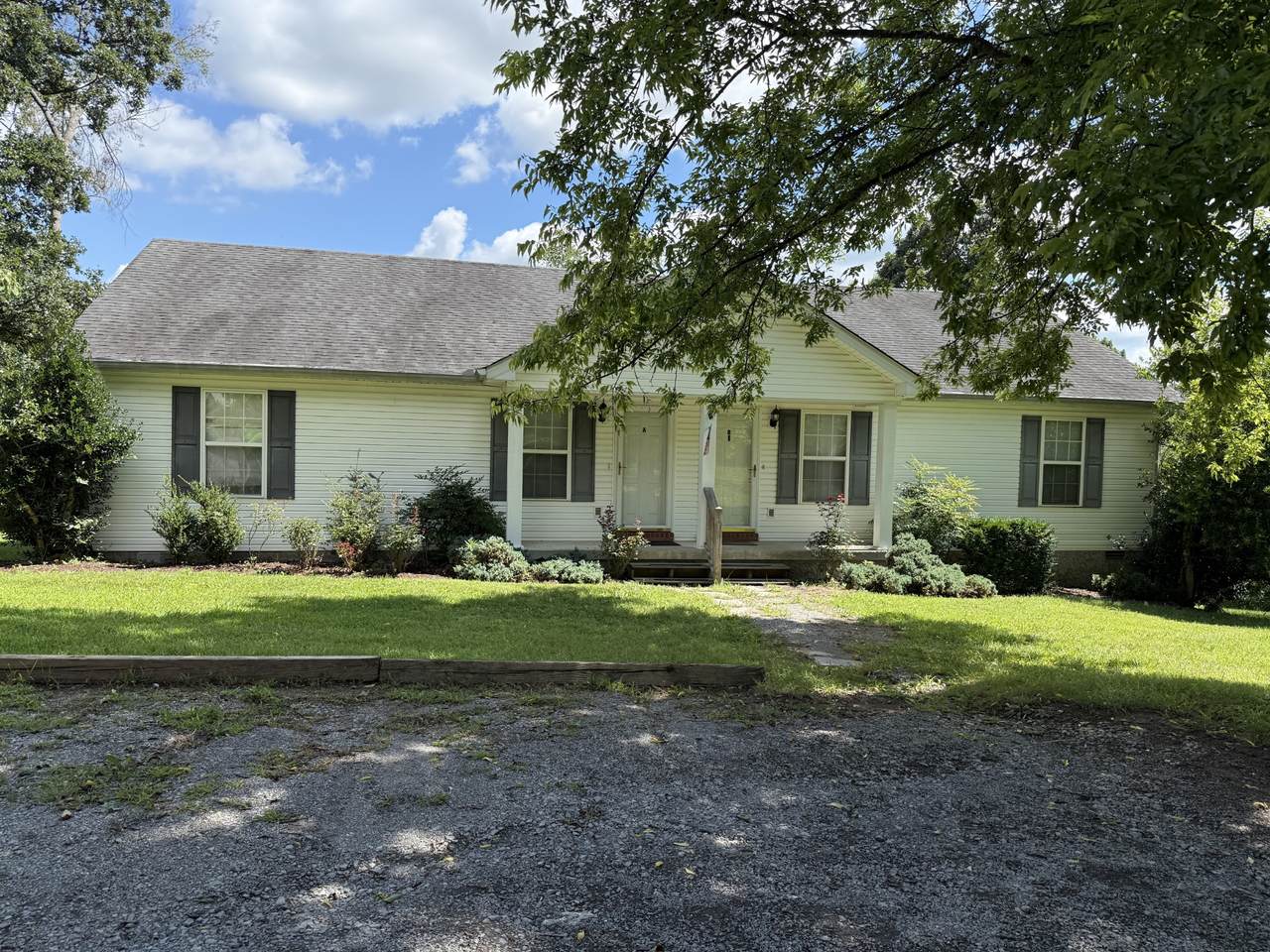 https://bt-photos.global.ssl.fastly.net/nashville/1280_boomver_1_RTC3322554-1.jpg