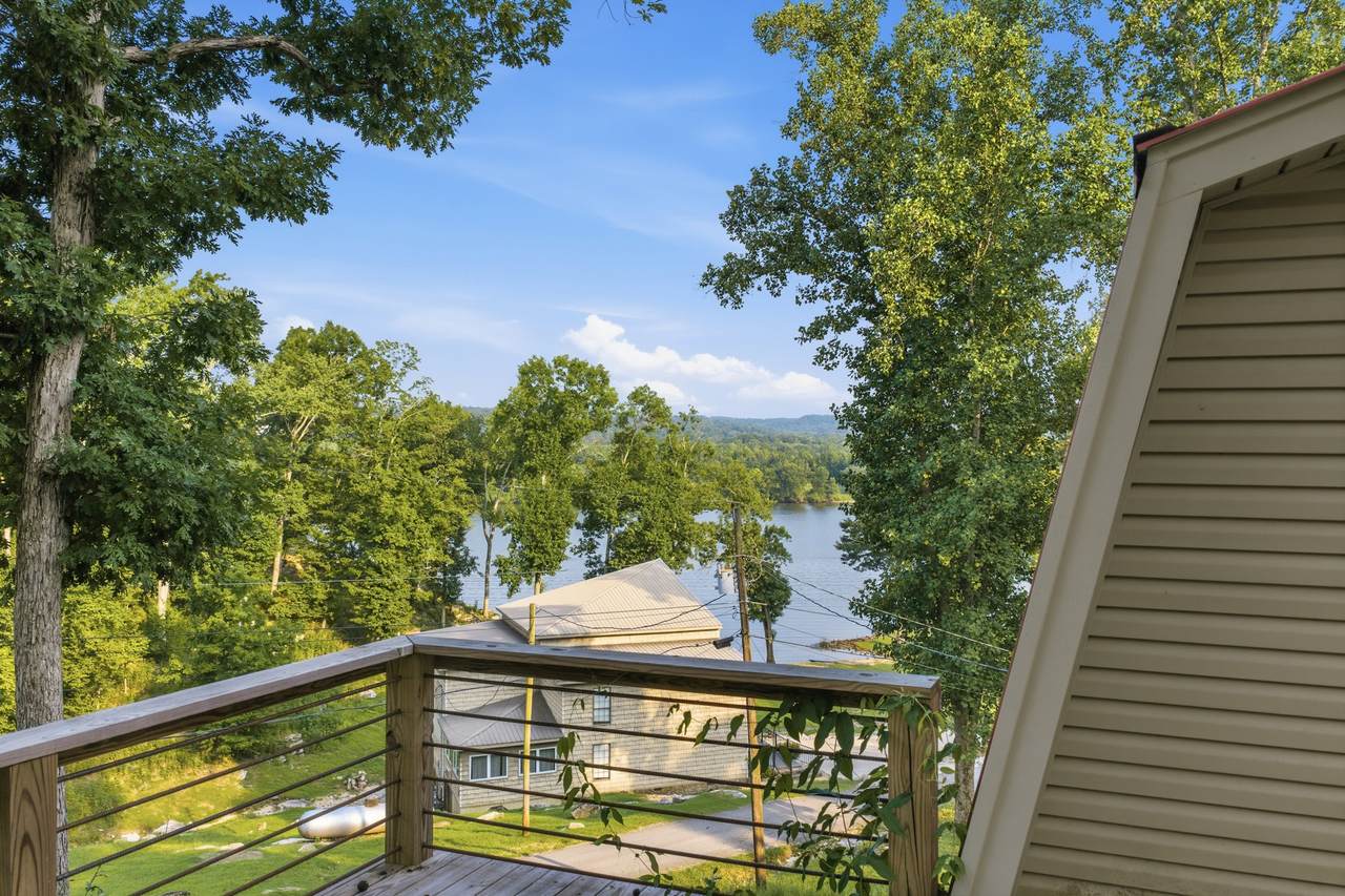 1124 Woodlawn Shores Rd - Photo 1