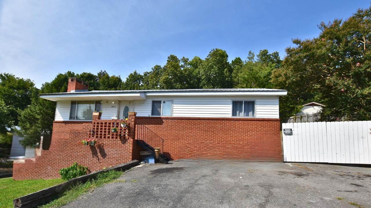1465 20th Street - Photo 1