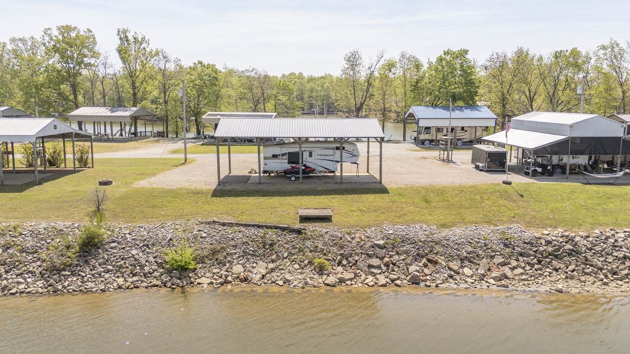 885 River Front Dr - Photo 1