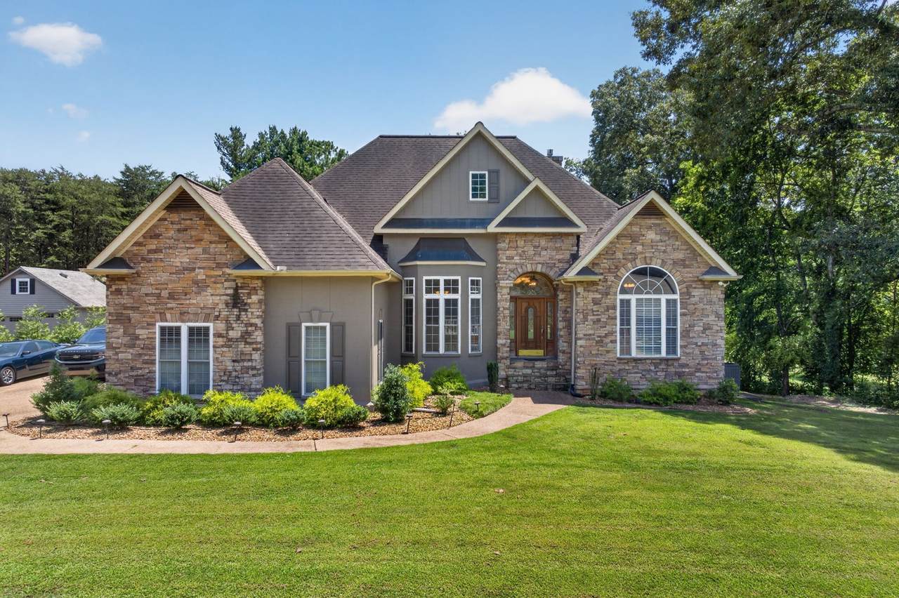 25 W Laurel Ave - Photo 1