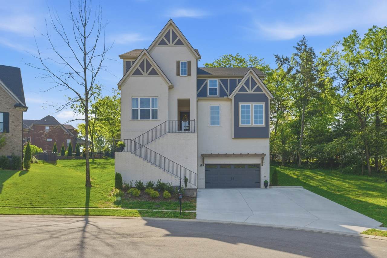 383 Arrow Ct - Photo 1