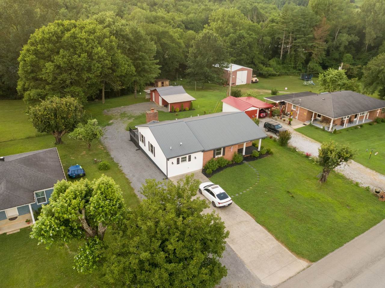 https://bt-photos.global.ssl.fastly.net/nashville/1280_boomver_1_RTC3333610-1.jpg