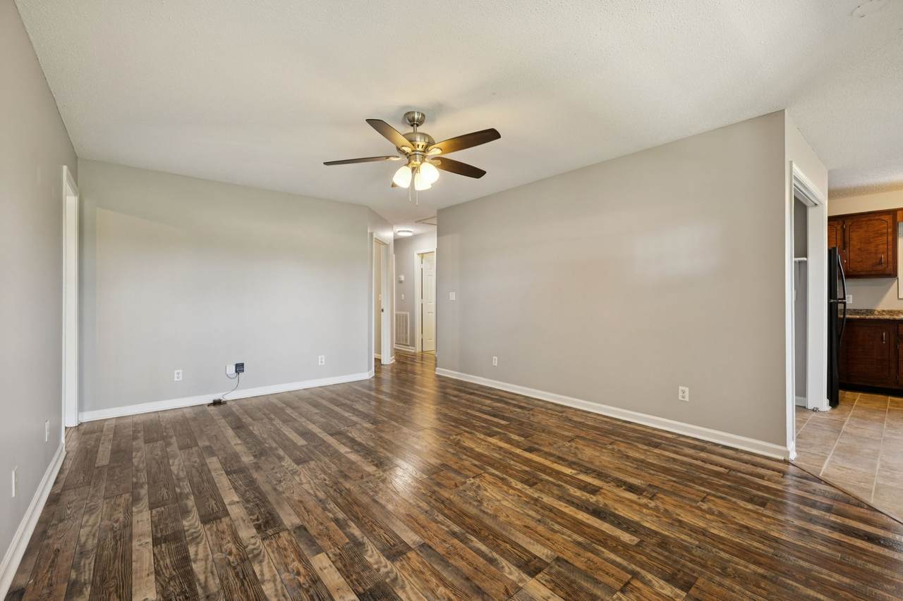 https://bt-photos.global.ssl.fastly.net/nashville/1280_boomver_1_RTC3333617-1.jpg