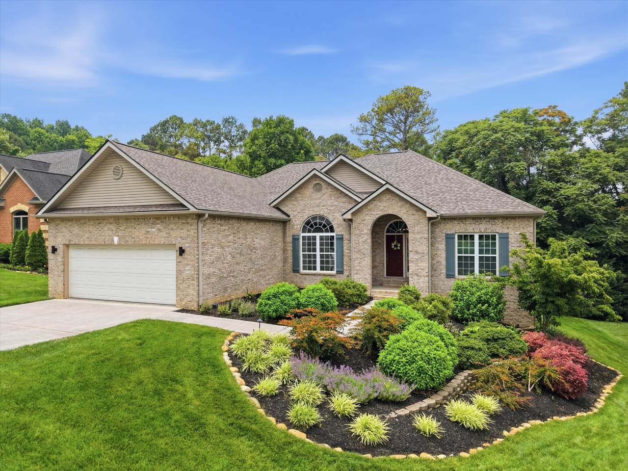 151 Coyatee Cir - Photo 1