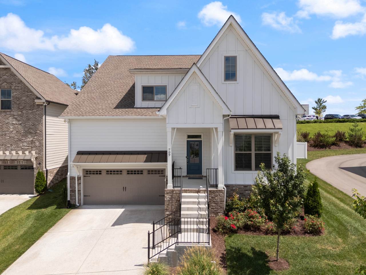 709 Fordham Dr - Photo 1