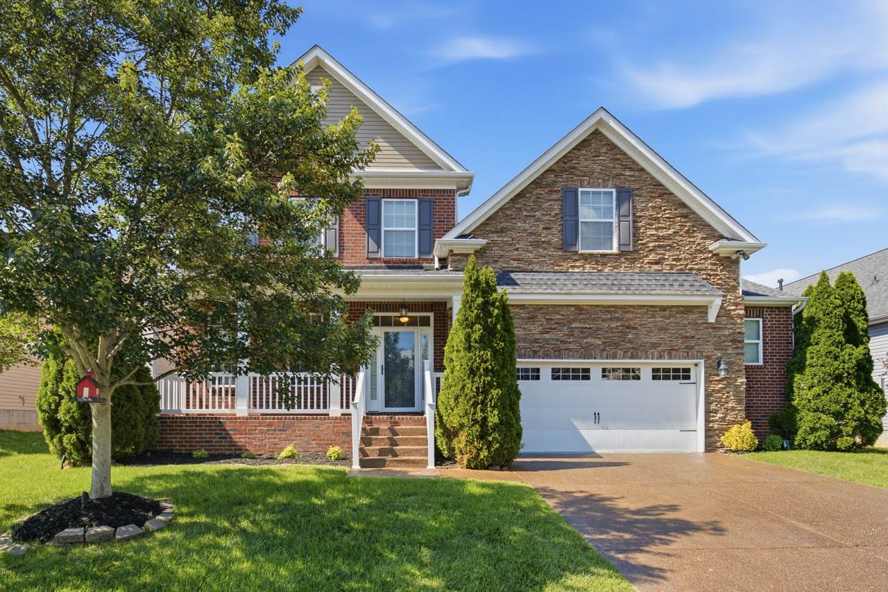 1837 Looking Glass Ln - Photo 1