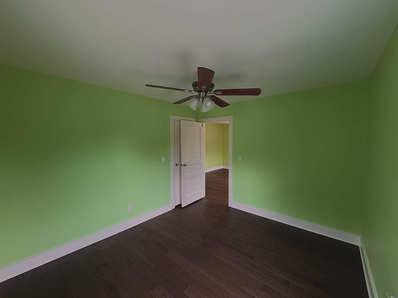 https://bt-photos.global.ssl.fastly.net/nashville/1280_boomver_1_RTC3333905-1.jpg
