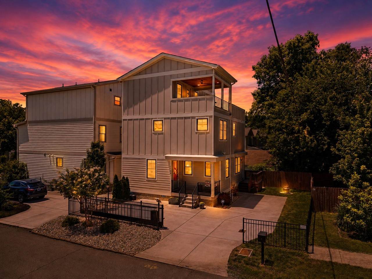 1008 59th Ave - Photo 1