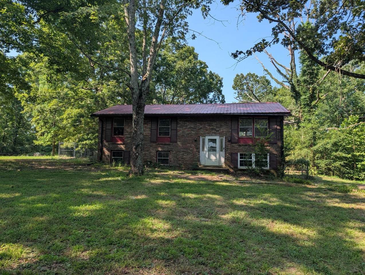 6703 Oak Hill Rd - Photo 1