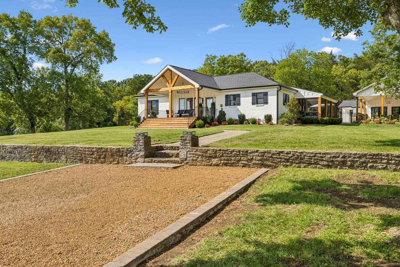 5672 Carters Creek Pike - Photo 1