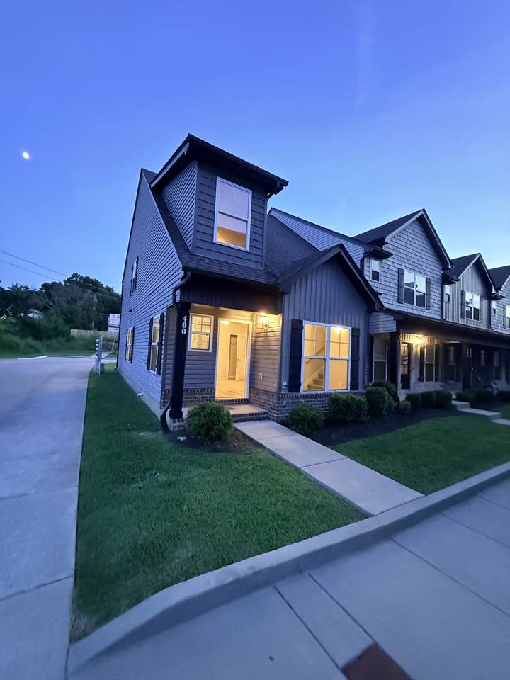 400 Rick Mccormick Dr - Photo 1