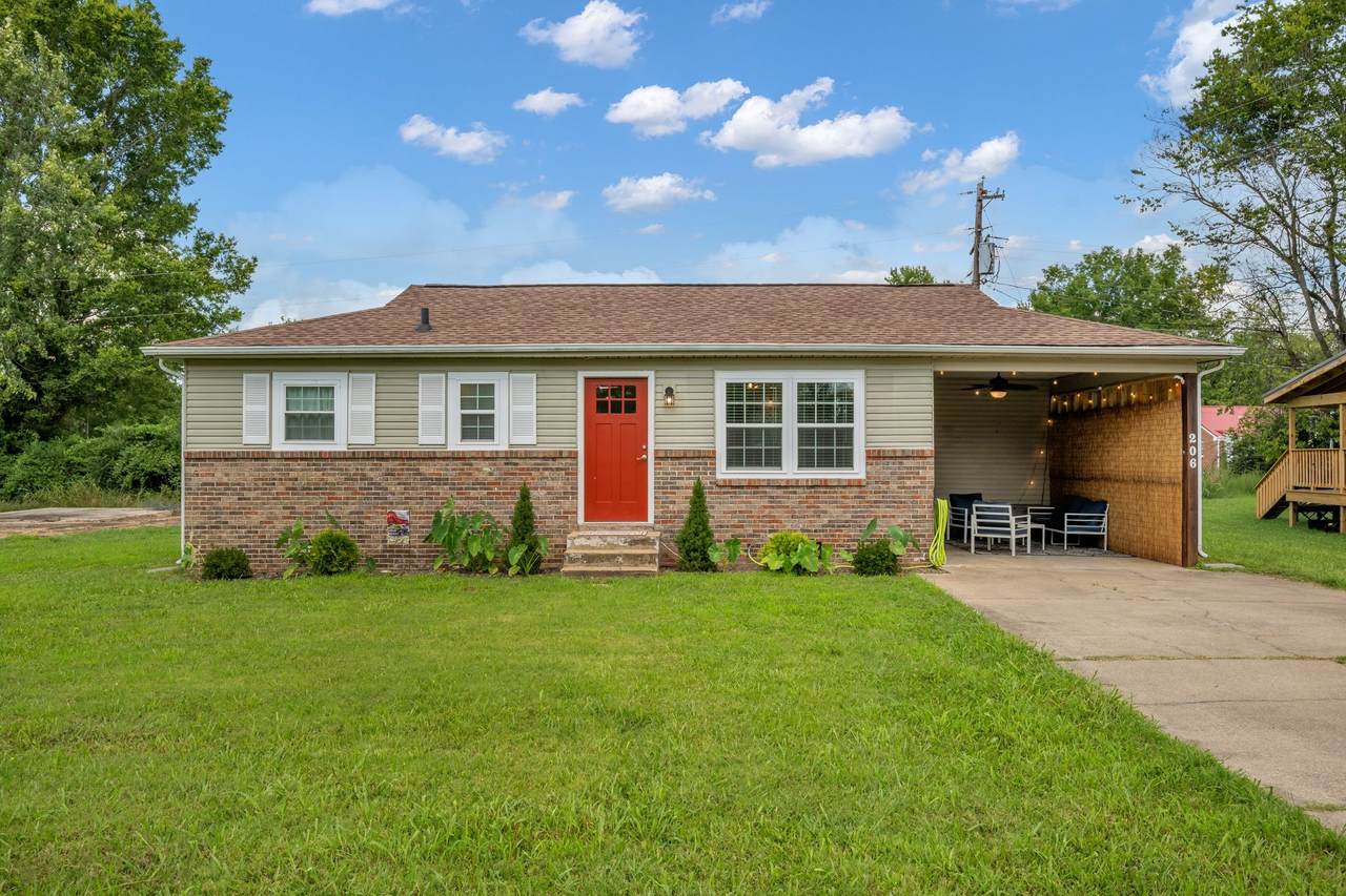 206 Murphree Ave - Photo 1