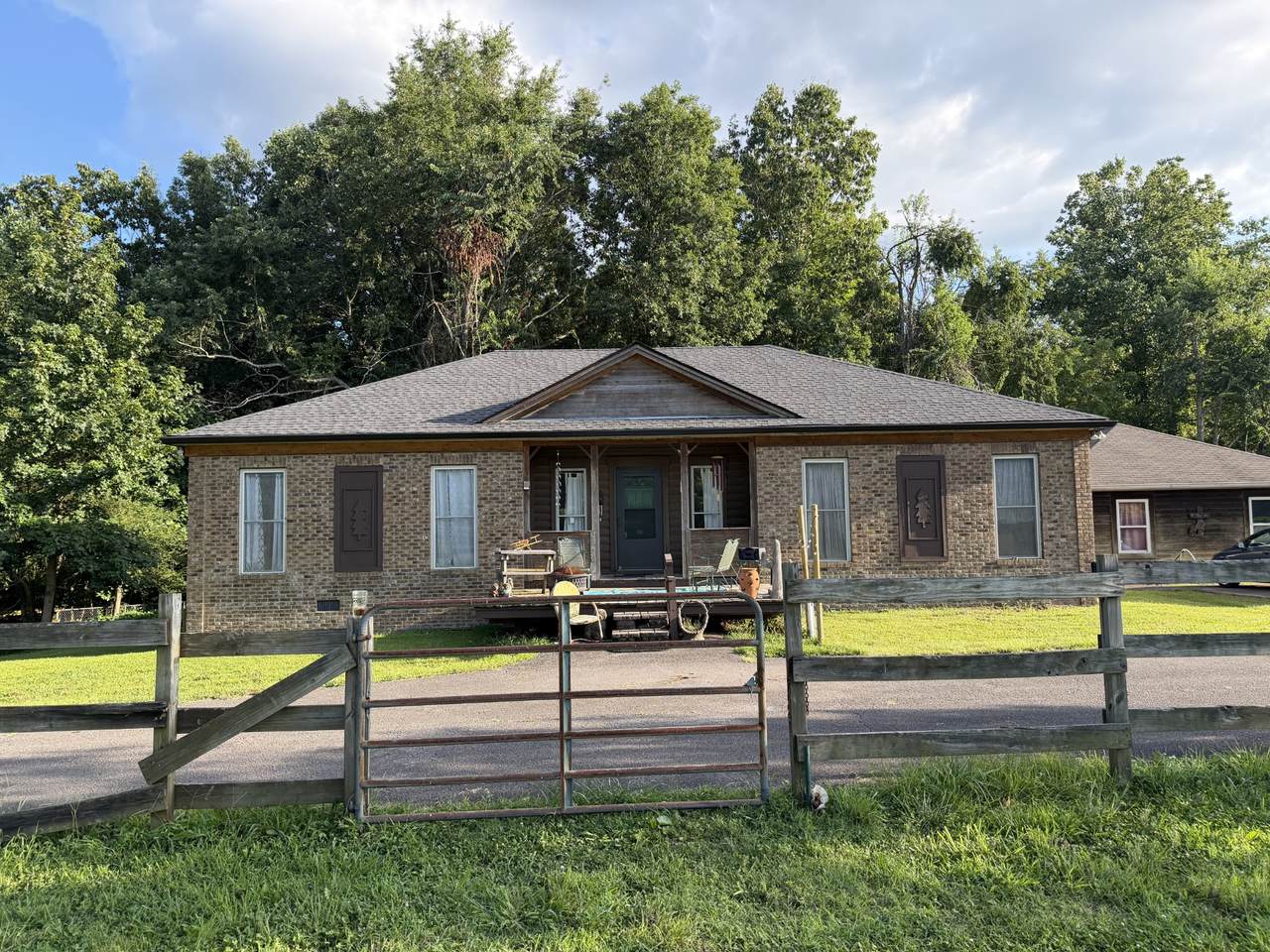 7541 Greer Rd - Photo 1