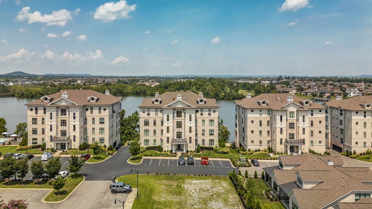 https://bt-photos.global.ssl.fastly.net/nashville/1280_boomver_1_RTC3336029-1.jpg