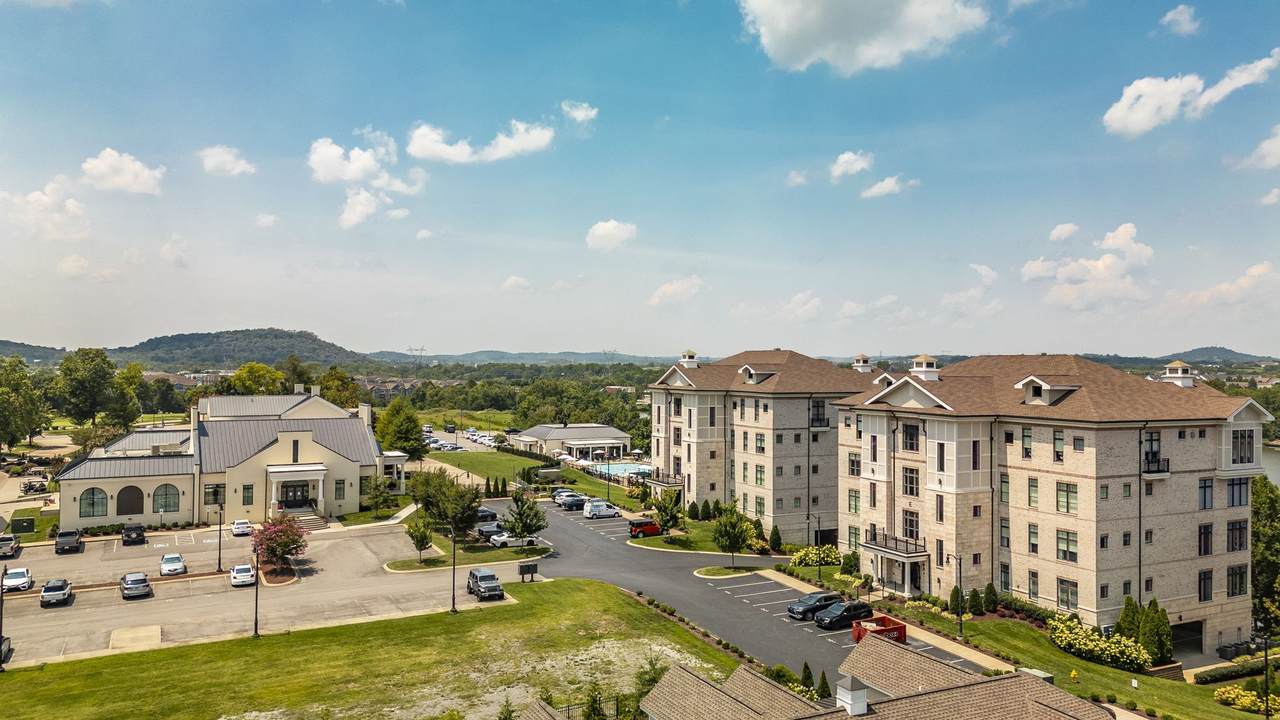 https://bt-photos.global.ssl.fastly.net/nashville/1280_boomver_1_RTC3336029-1.jpg