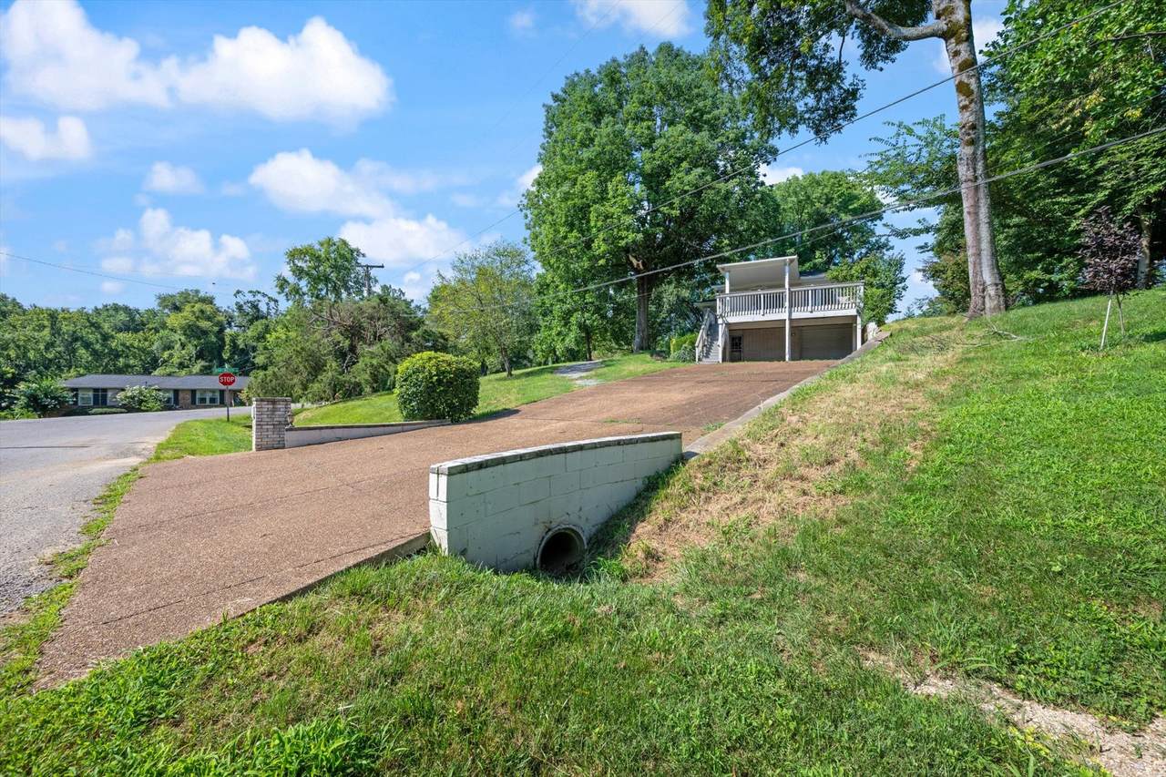 https://bt-photos.global.ssl.fastly.net/nashville/1280_boomver_1_RTC3336091-1.jpg