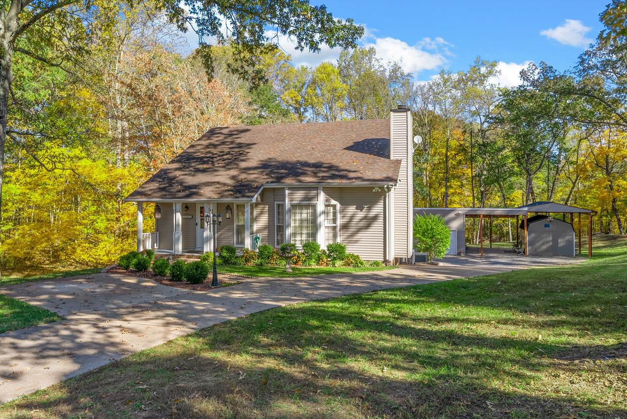 3430 Shagbark Cir - Photo 1