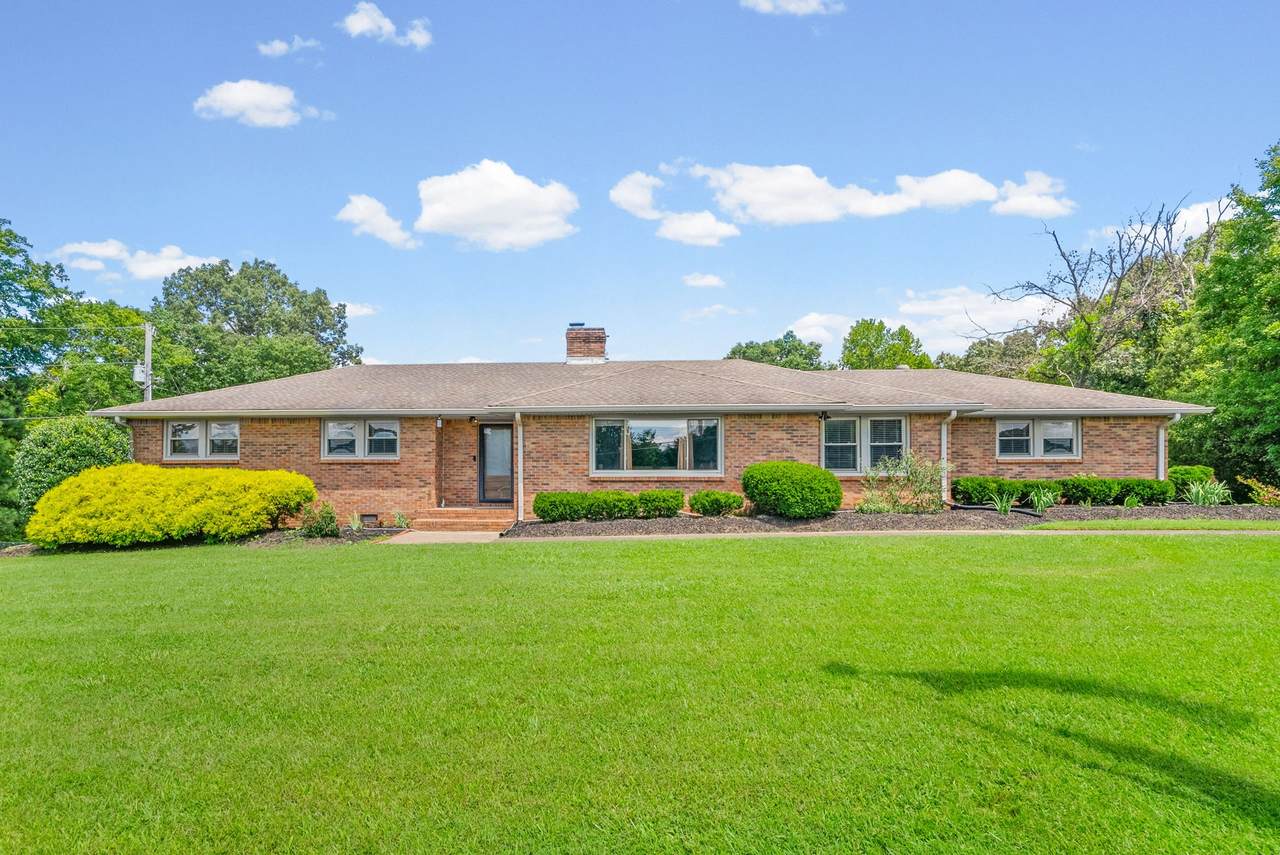 1939 Seven Mile Ferry Rd - Photo 1