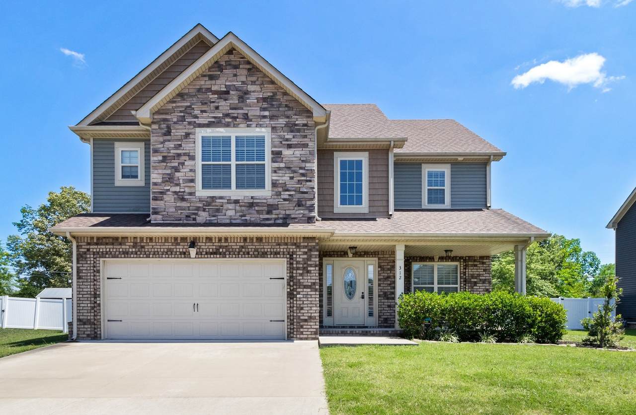 312 Rye Dr - Photo 1