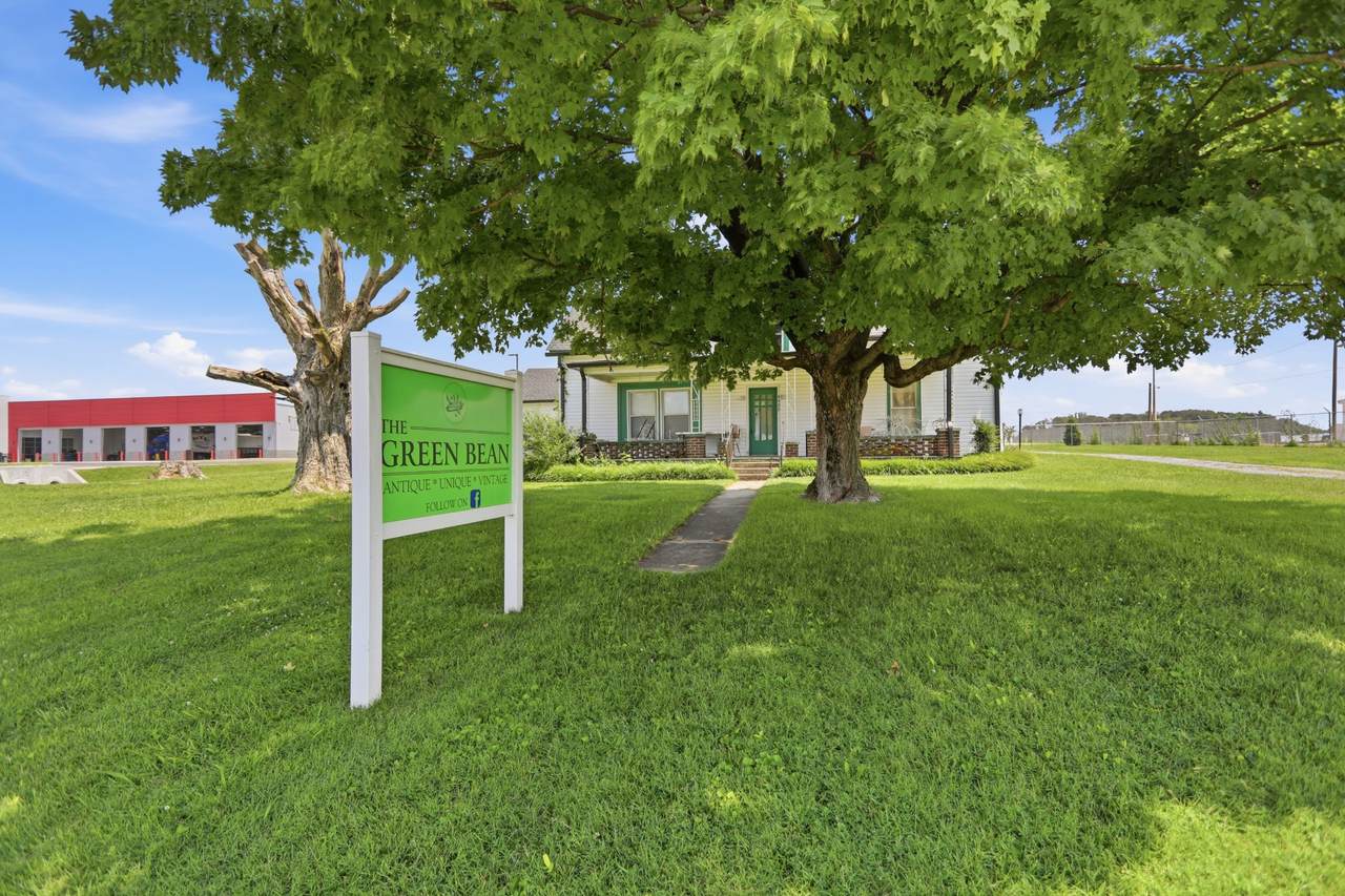 4806 Nashville Rd - Photo 1