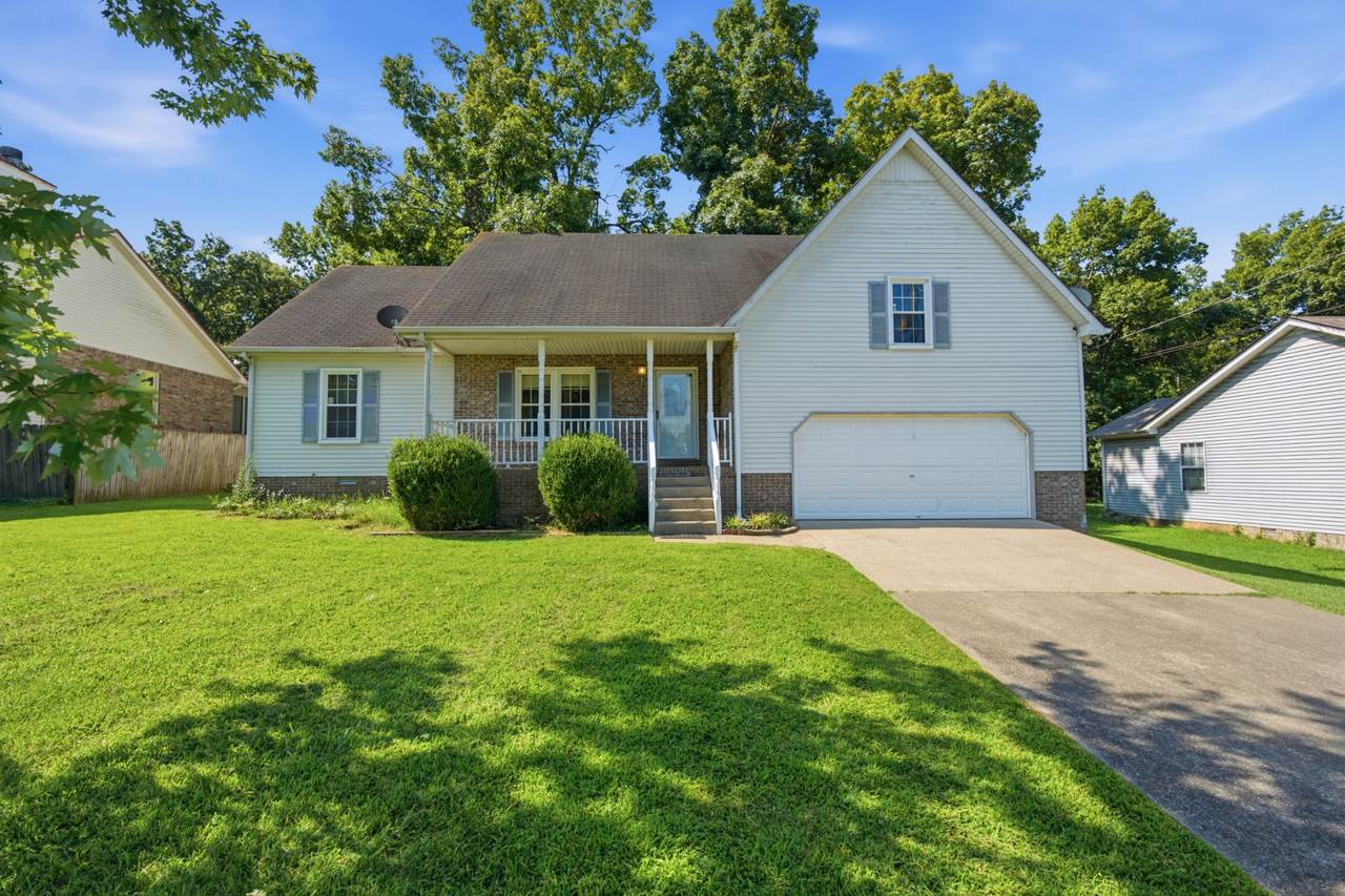 197 Sanders Dr - Photo 1
