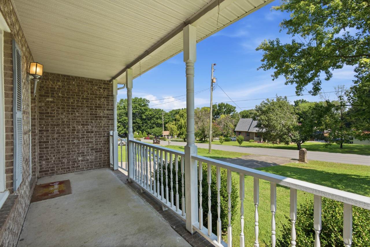 https://bt-photos.global.ssl.fastly.net/nashville/1280_boomver_1_RTC3336267-1.jpg