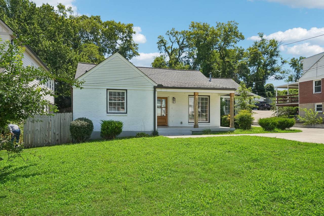 1523A Dugger Dr - Photo 1
