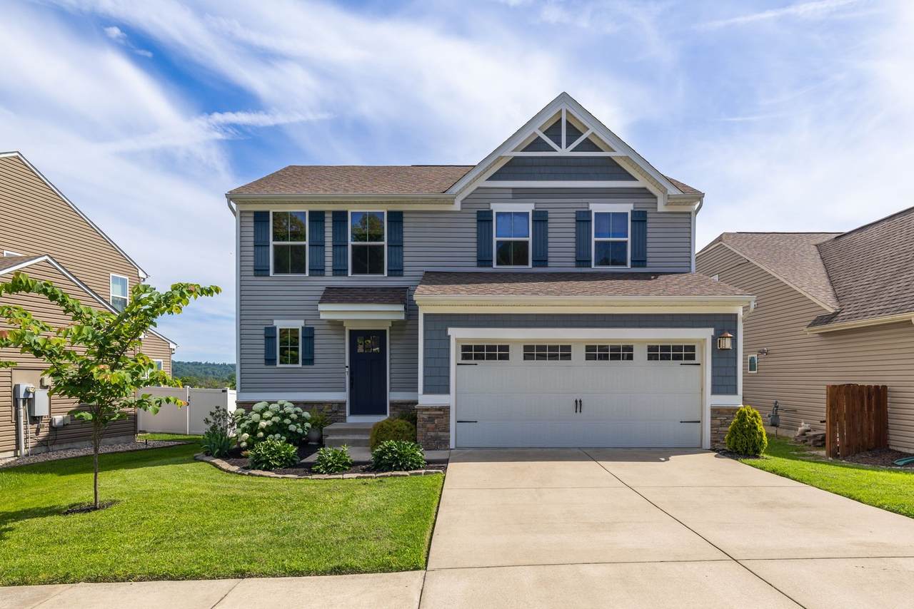 924 Fairdale Ct - Photo 1