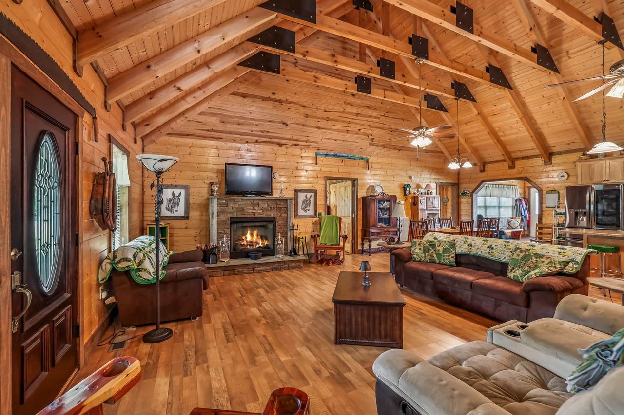4012 Payne Cove Rd - Photo 1