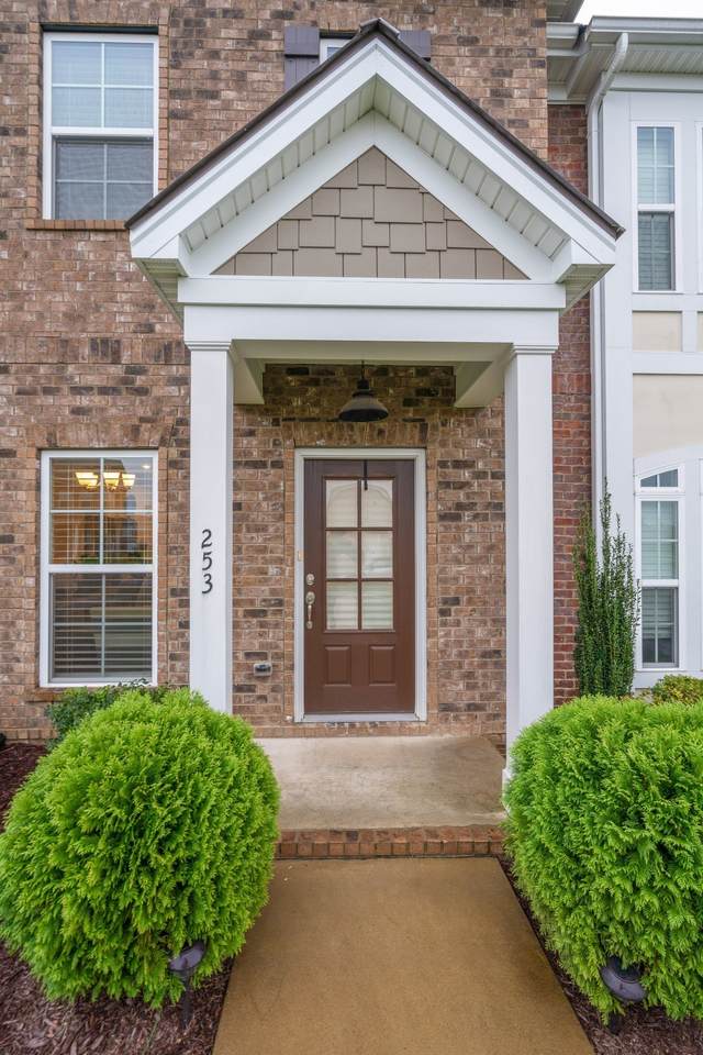 https://bt-photos.global.ssl.fastly.net/nashville/1280_boomver_1_RTC3336369-1.jpg