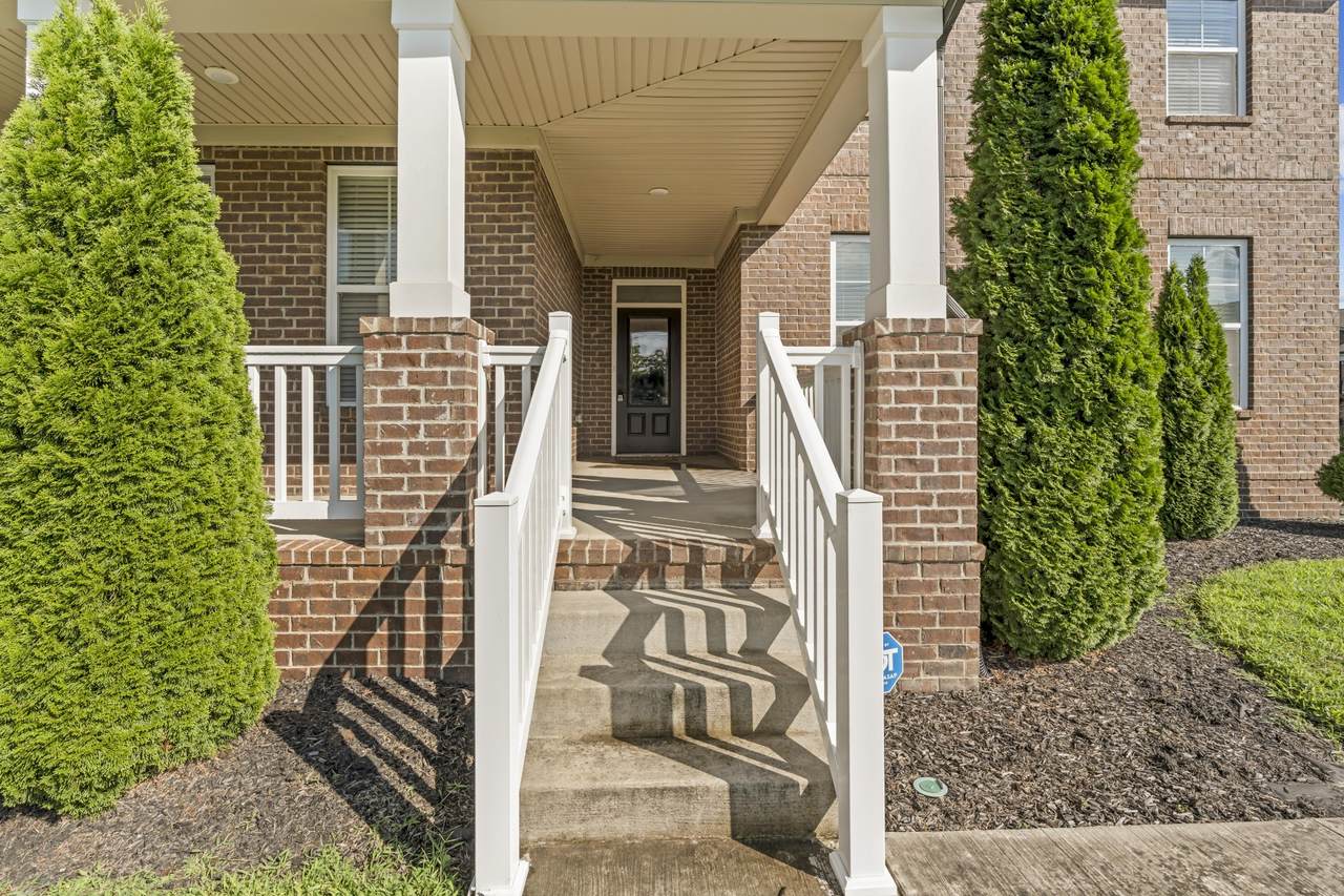 https://bt-photos.global.ssl.fastly.net/nashville/1280_boomver_1_RTC3336378-1.jpg