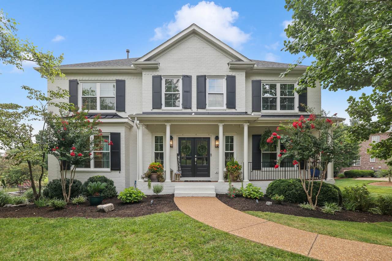 2020 Valley Brook Dr - Photo 1