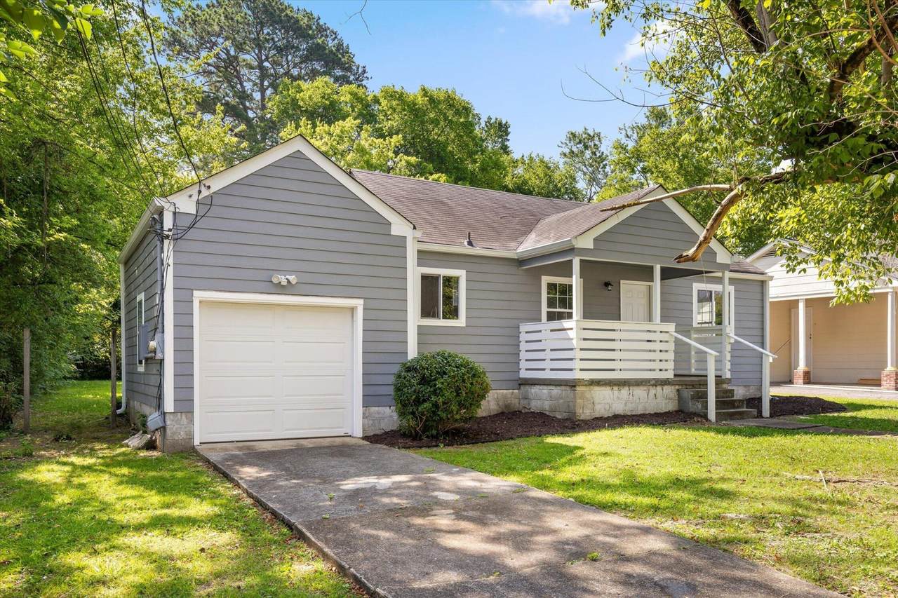 712 Parkview Drive - Photo 1