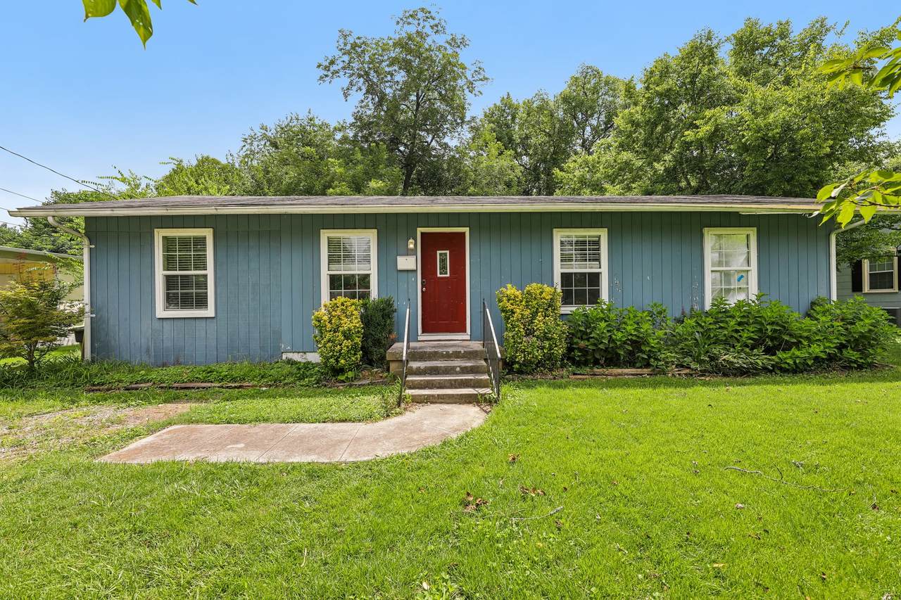 1610 Graybar Ln - Photo 1
