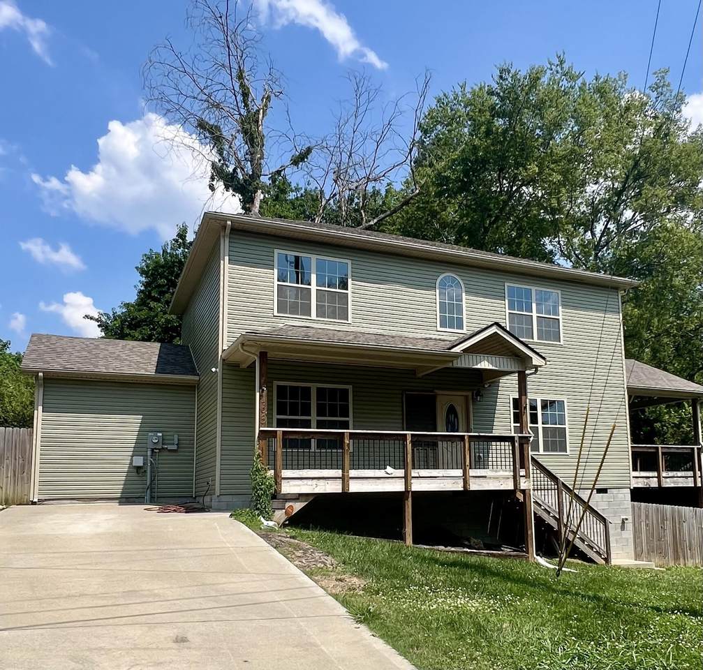 163 Plum St - Photo 1
