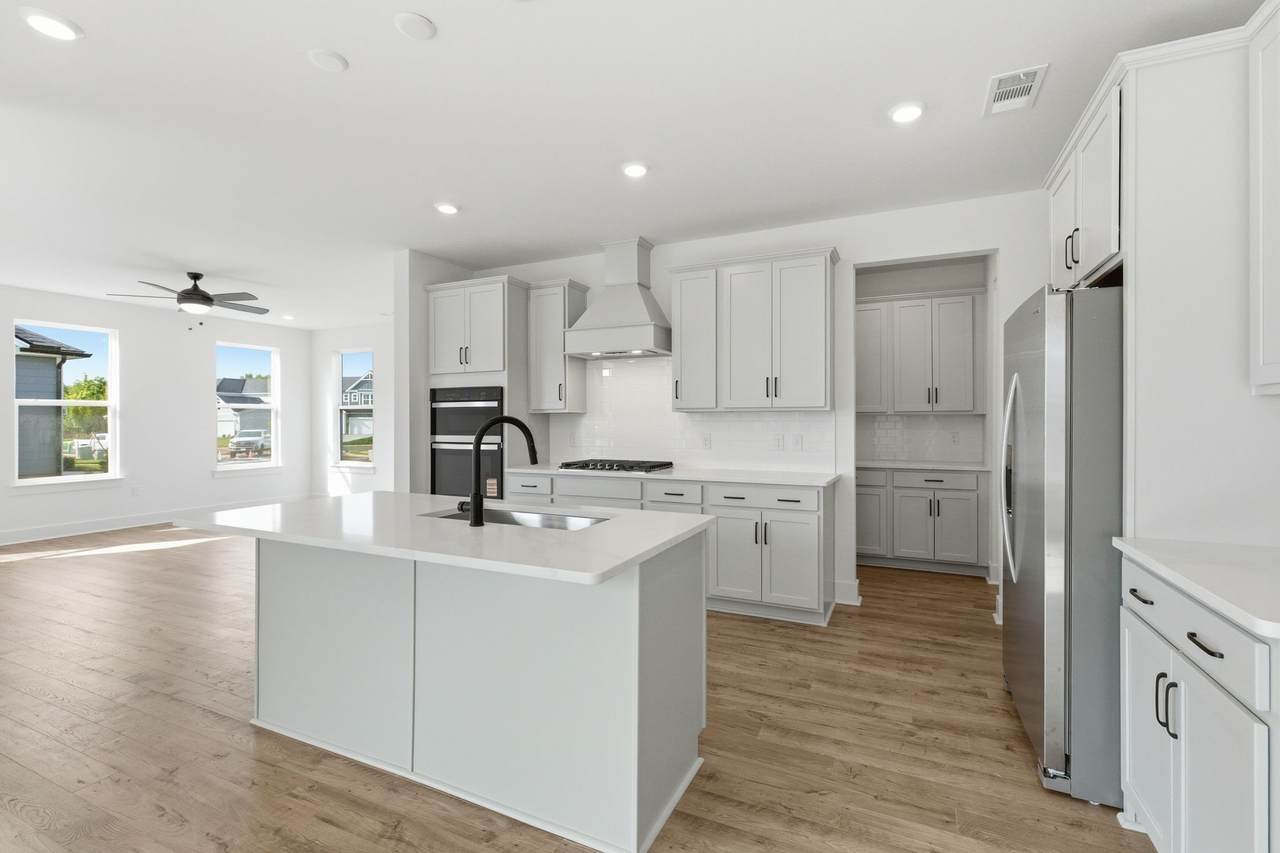 3040 Ledger Road - Photo 1
