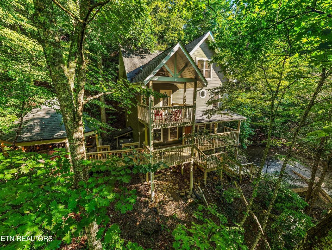 https://bt-photos.global.ssl.fastly.net/nashville/1280_boomver_1_RTC3499600-1.jpg